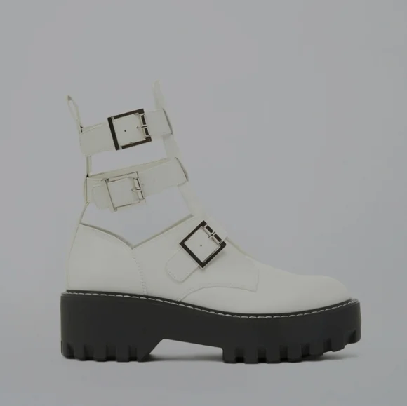 Shoe dazzle size 8 booties in white - Picture 6 of 12